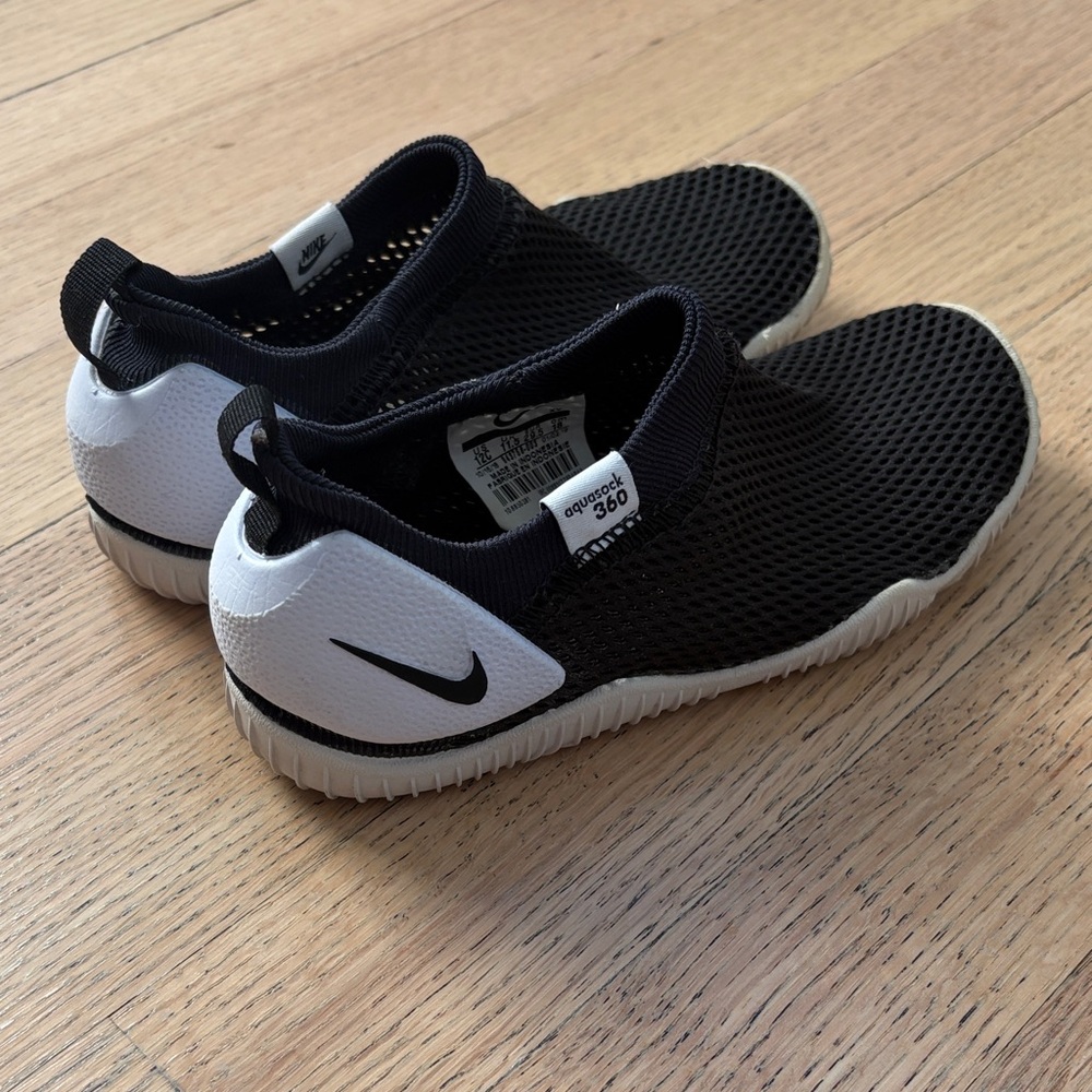 Nike Kids Black and White Mesh Sneakers